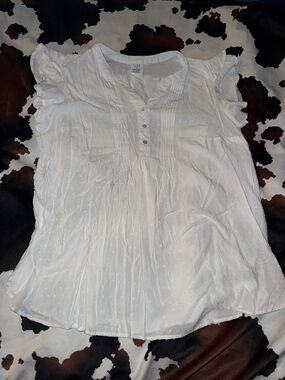 Time and Tru White Maternity Blouse Size XL